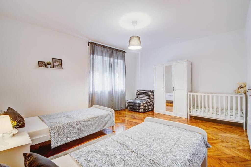 Vacation Home Korina سينج المظهر الخارجي الصورة